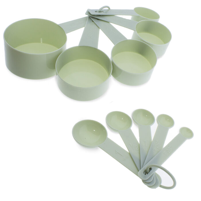 Set 5 tazas y 5 cucharas medidoras de plastico