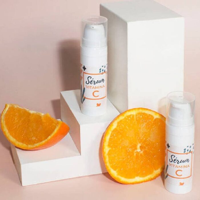 Kit para hacer serum facial casero de vitamina C. Materiales e instrucciones